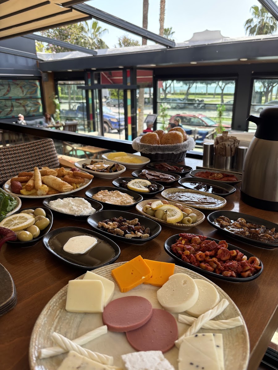 Gül Kafe Restoran — fotoğraf 2