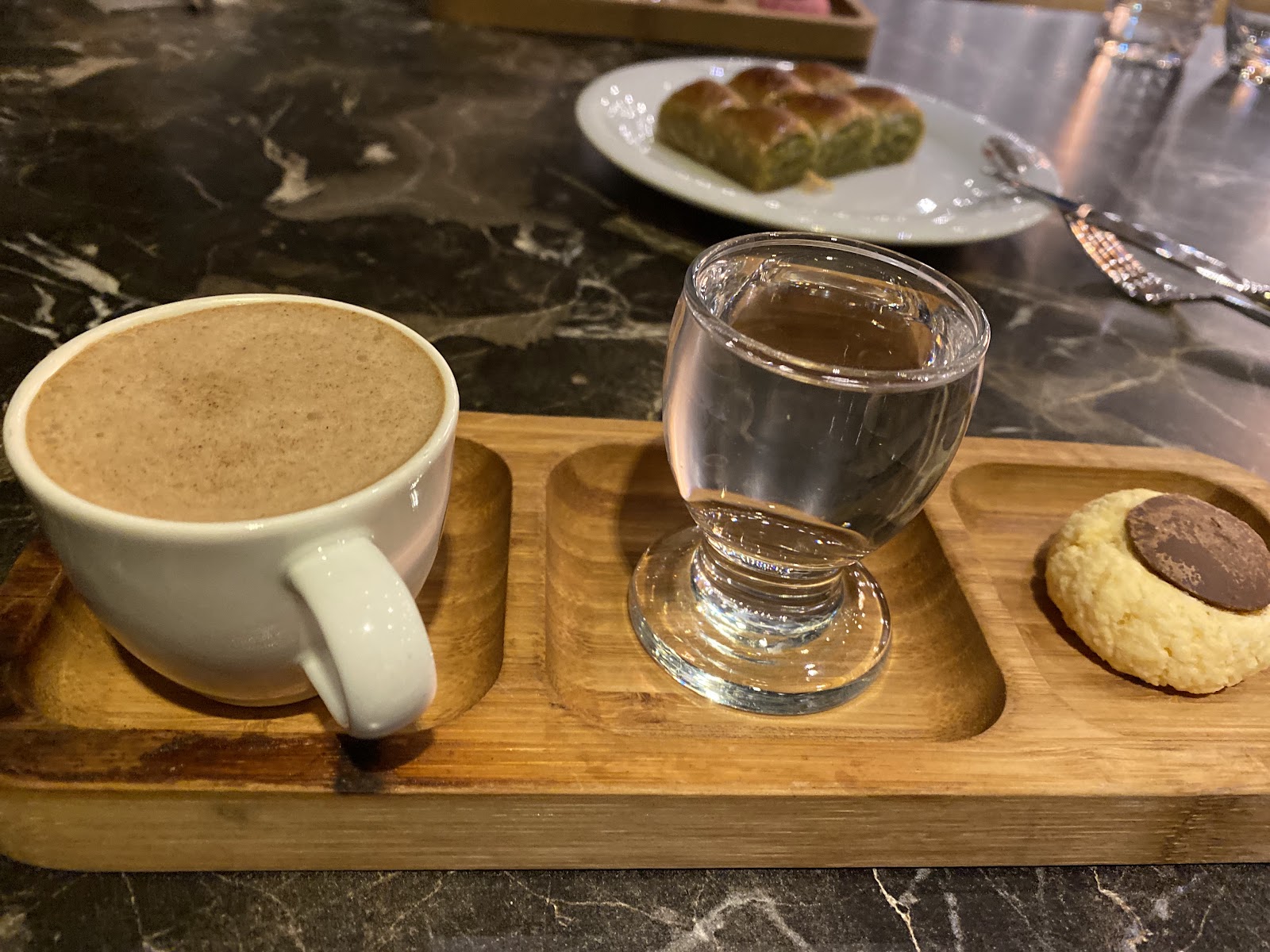 Güloğlu Pastanesi — fotoğraf 2