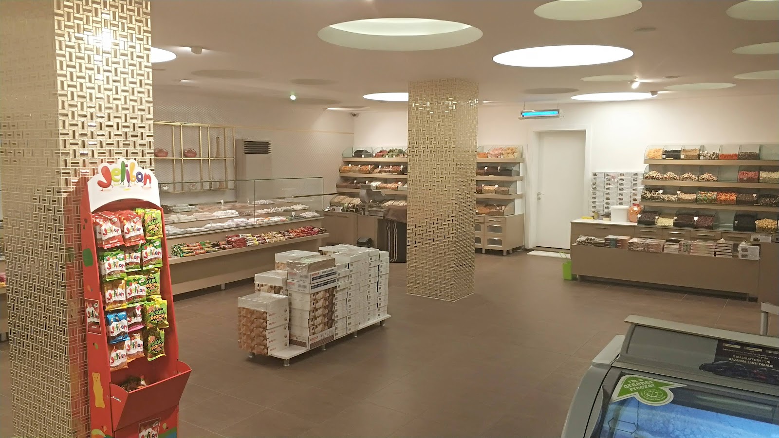 Gülşen Yumurtacı & Premıum Store — fotoğraf 2