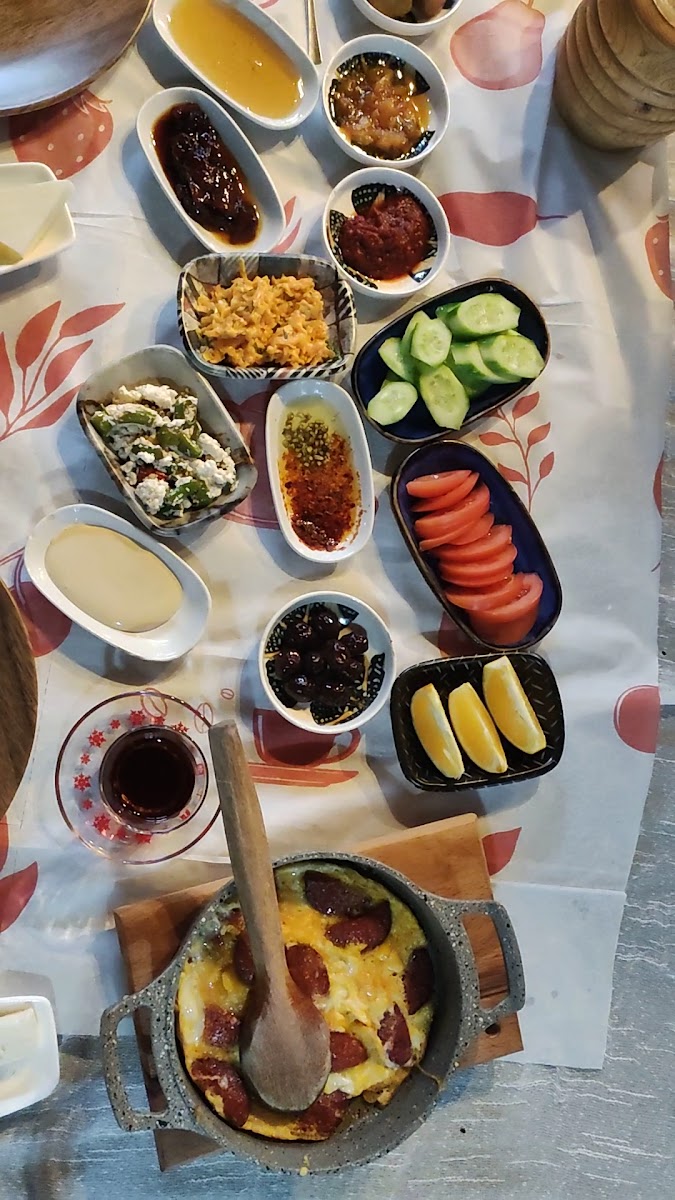 Gülseren Abla Otantik Köy Kahvaltısı — fotoğraf 3