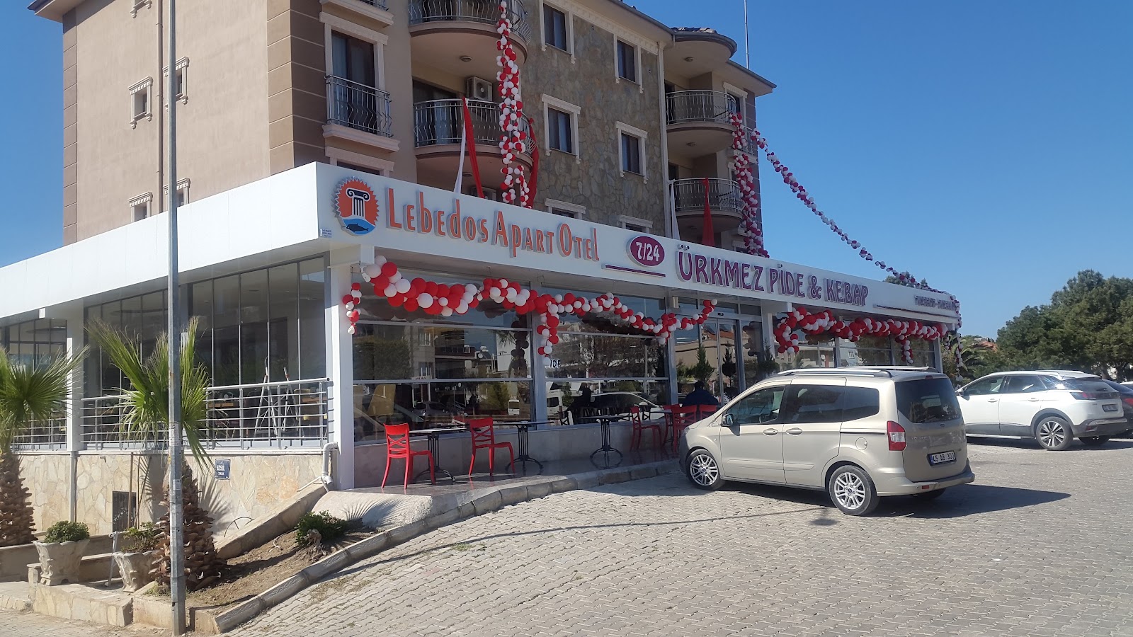 Gümüldür Lebedos Apart Otel & Market — photo 3