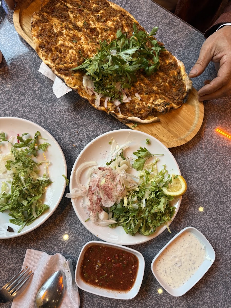 Gümüş Pide Ve Lahmacun Salonu — fotoğraf 3