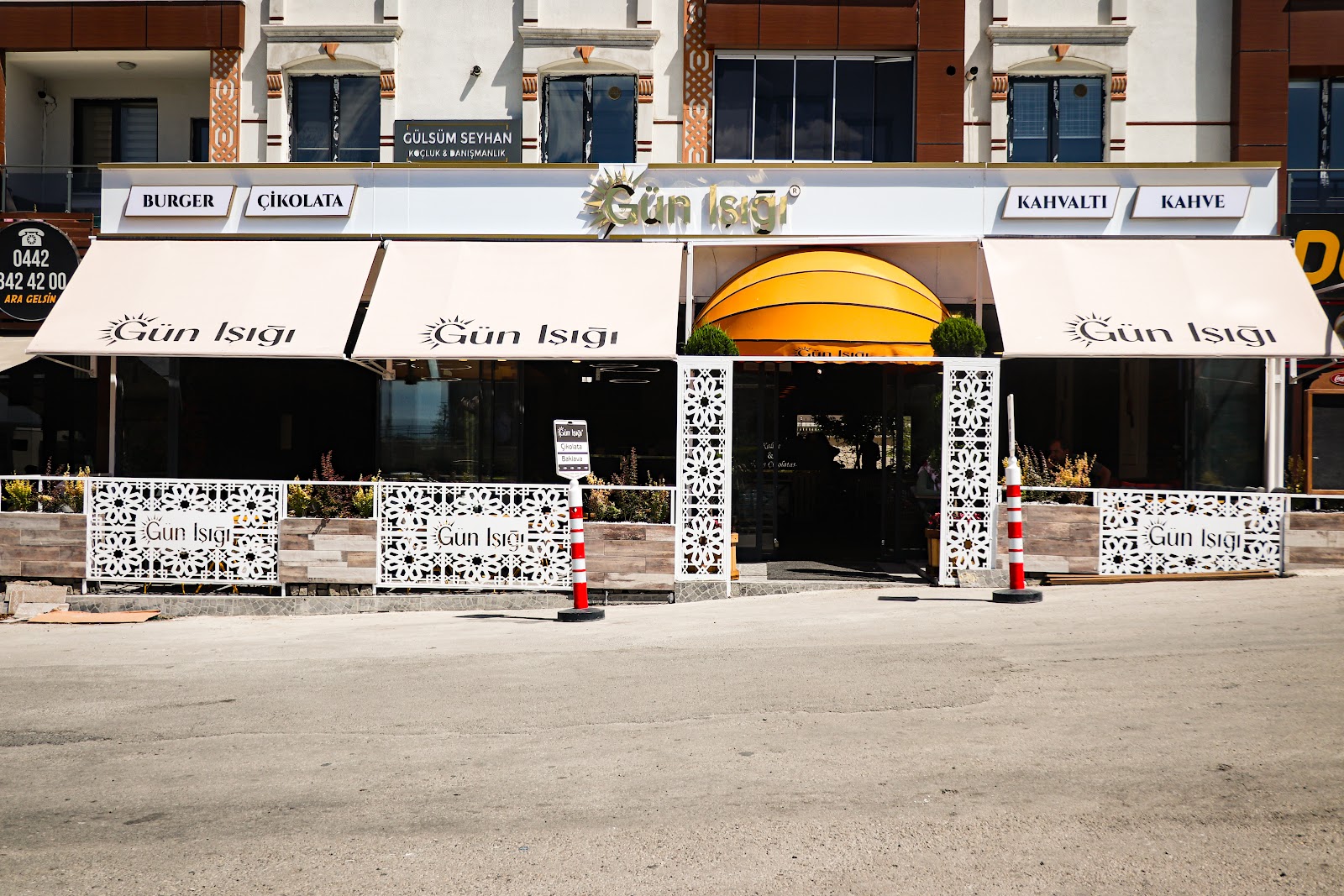 Gün Işığı Çikolata Kafe — fotoğraf 9