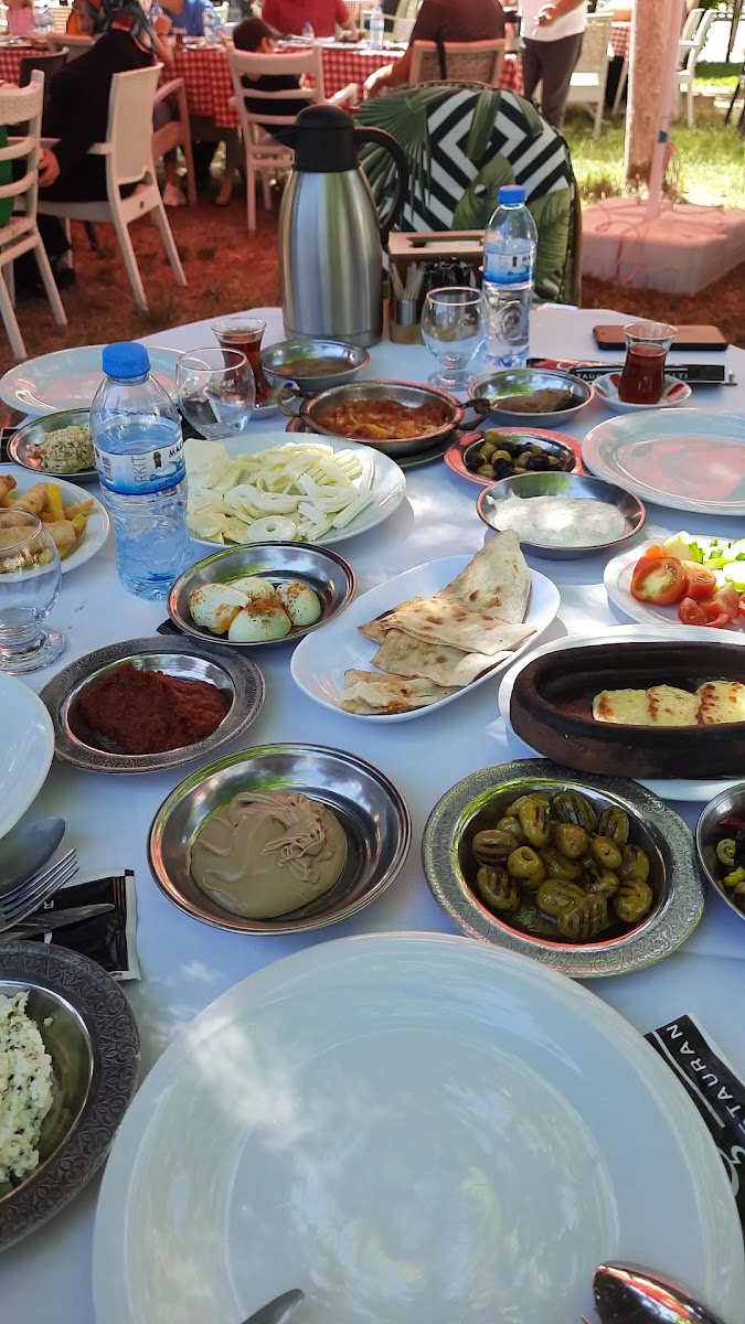 Gurme Çargah Restaurant — fotoğraf 3