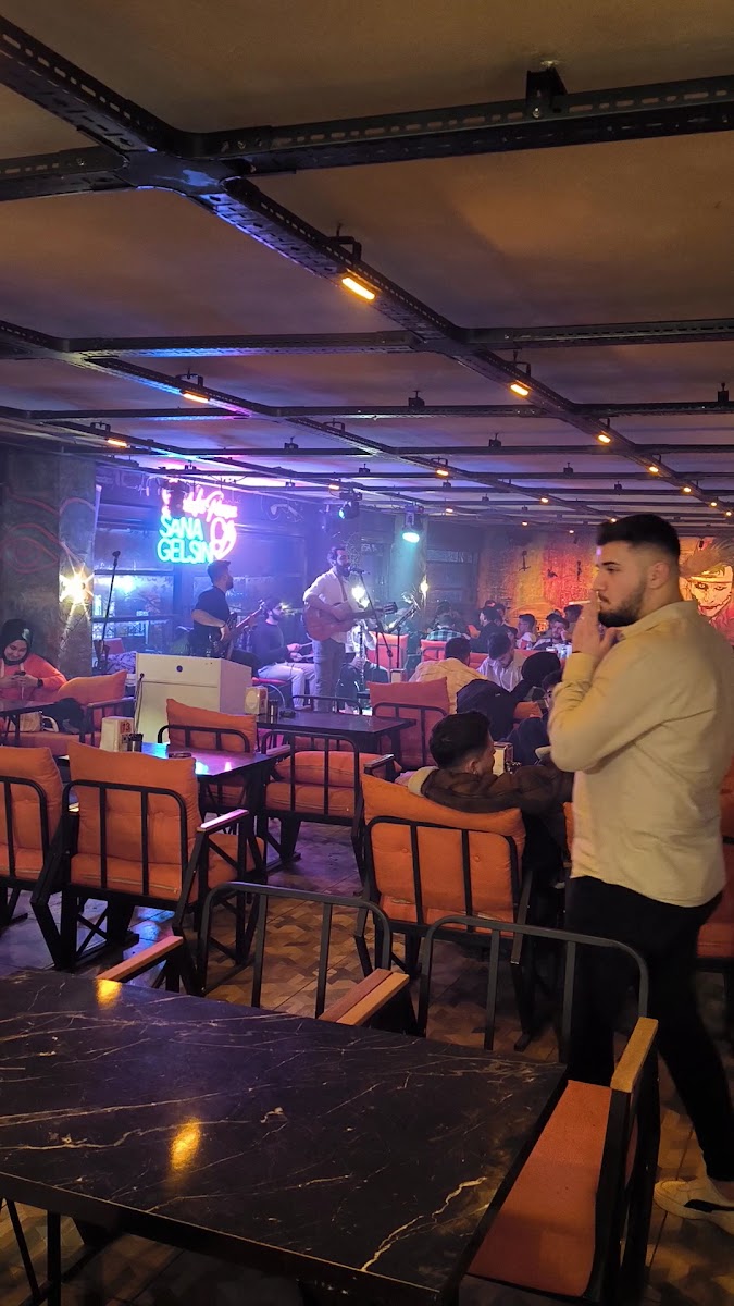 Gustoriko Cafe Bistro — fotoğraf 3