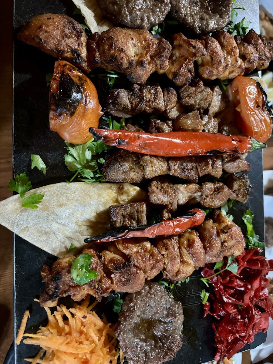 Hacıoğlu Izgara Etliekmek Serpme Kahvaltı — fotoğraf 5