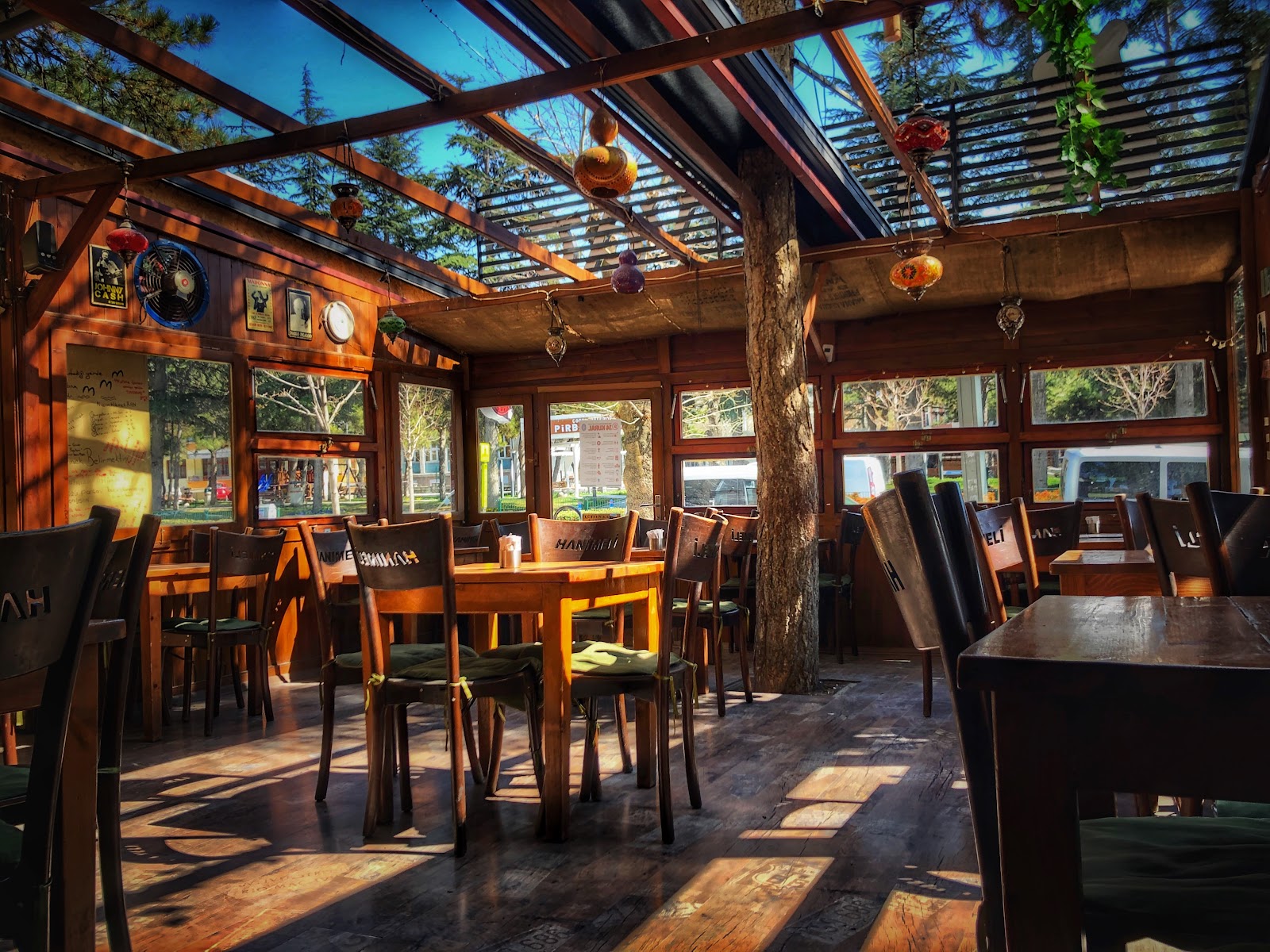 Hacivat Kafe — fotoğraf 1