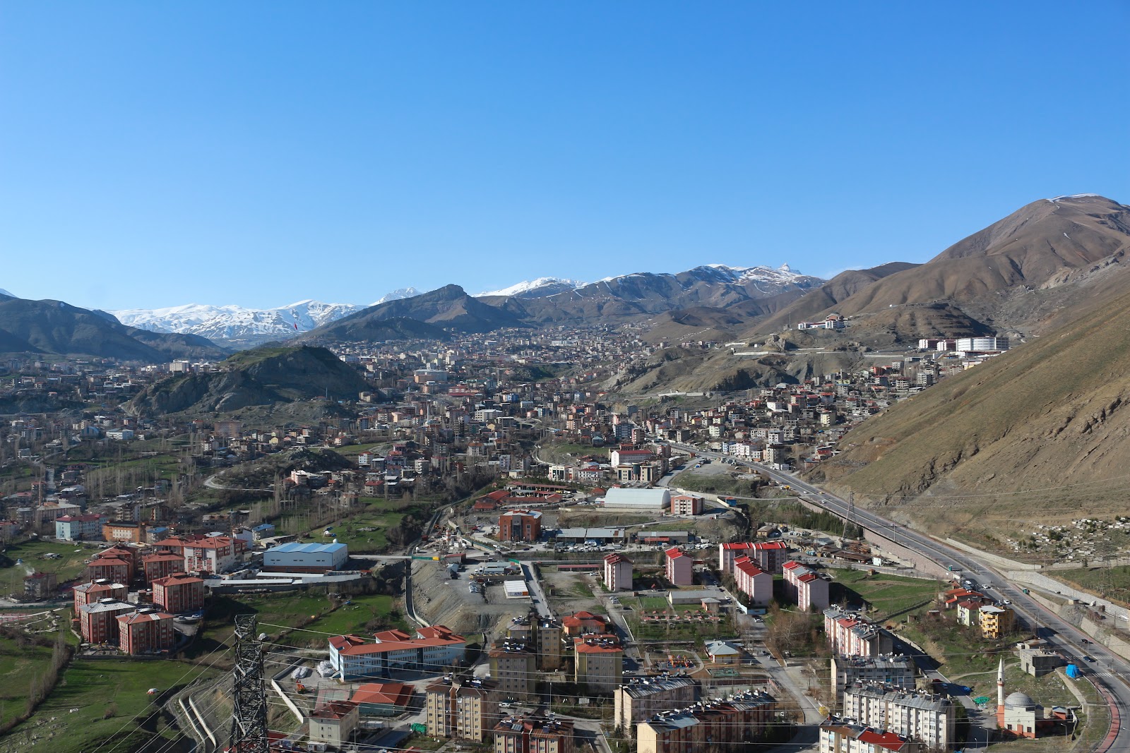 Hakkari Kent Ormanı — fotoğraf 3