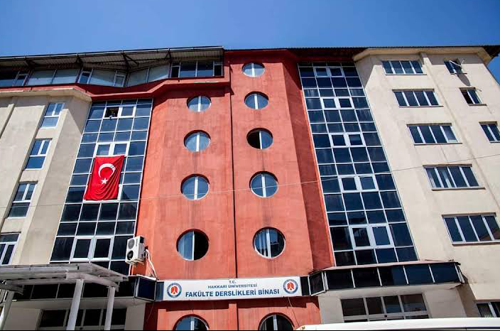 Hakkari Üniversitesi Rektörlük Hizmet Binası ve Sosyal Tesisleri — fotoğraf