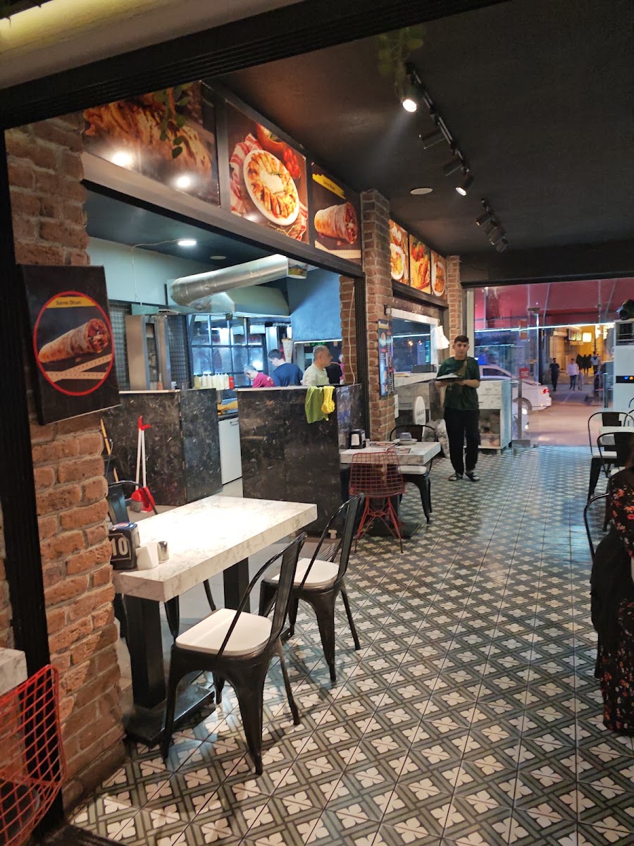 Hamarat Döner Kokoreç — fotoğraf