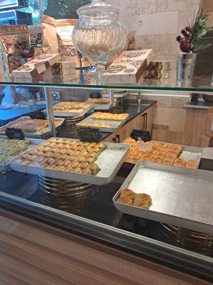 Hamido Baklava Edremit — photo