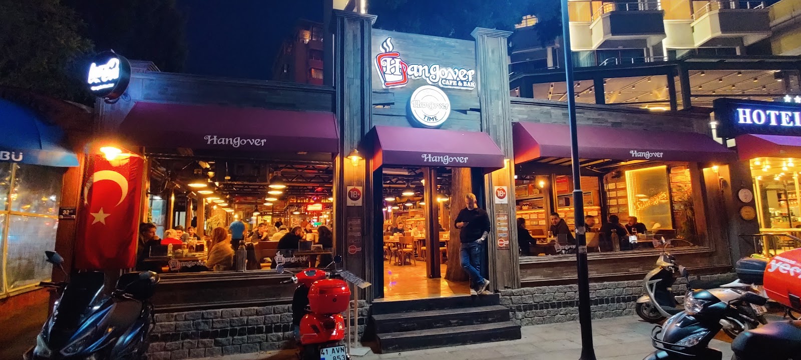 Hangover Cafe Bar — fotoğraf