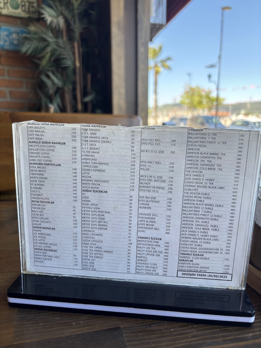 Hangover Cafe Bar — fotoğraf 4