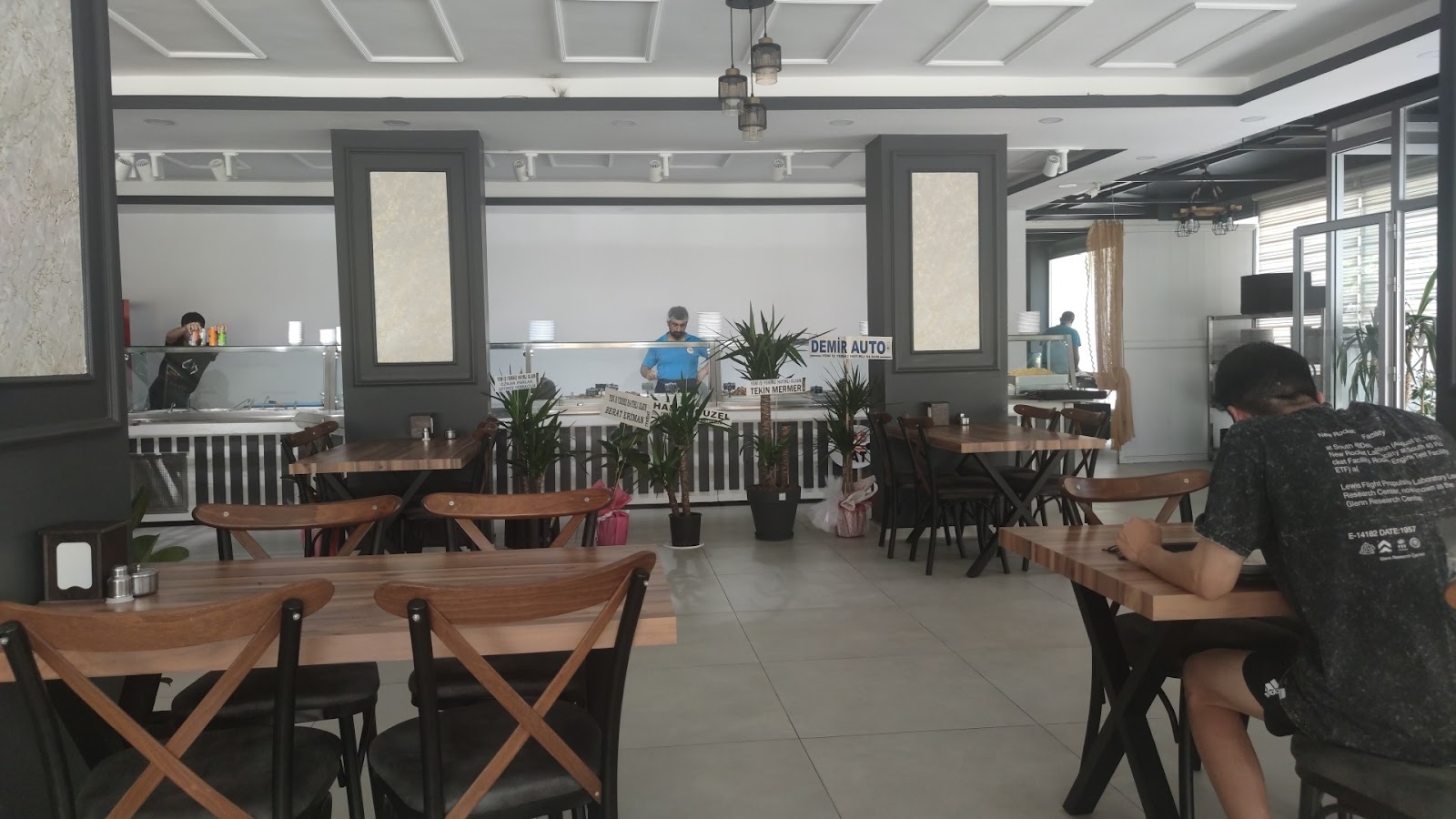 Has Tat Yemek Fabrikası — fotoğraf 3