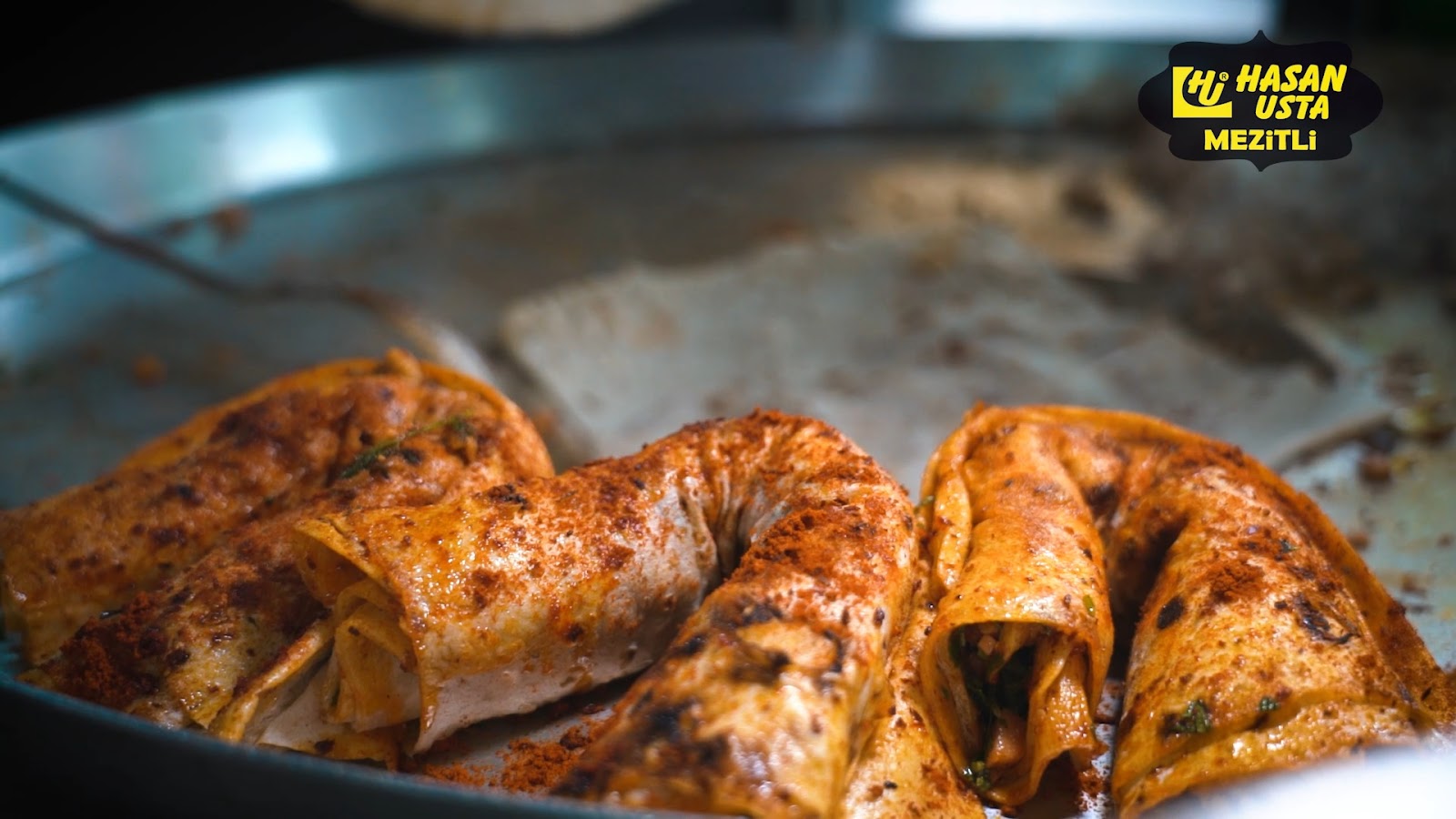 Hasan usta Tantuni döner mezitli — photo 3