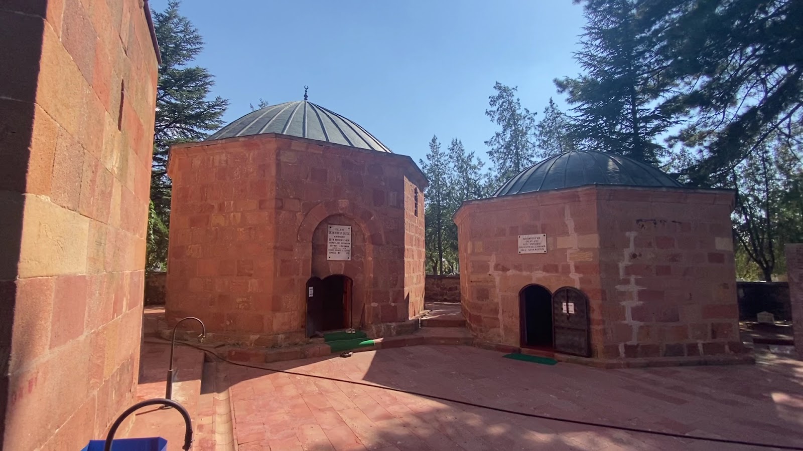 Hasandede cami ve turbe — fotoğraf 3