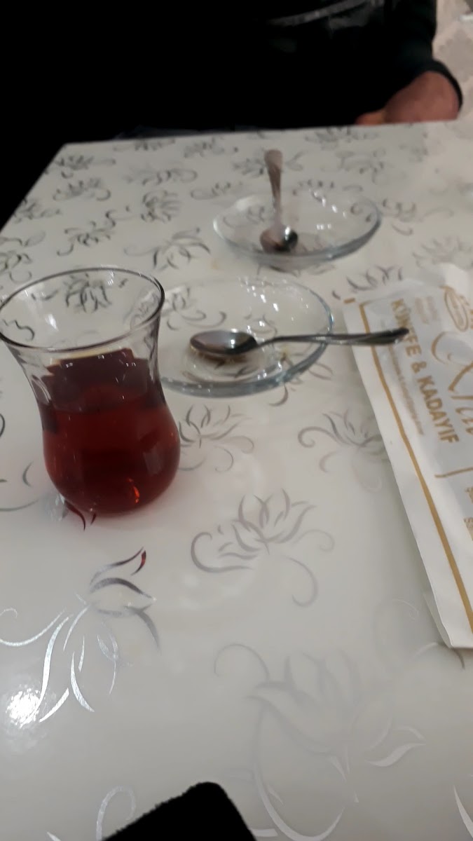 Hataylilar Kral Künefe fahri kayhan — fotoğraf 3