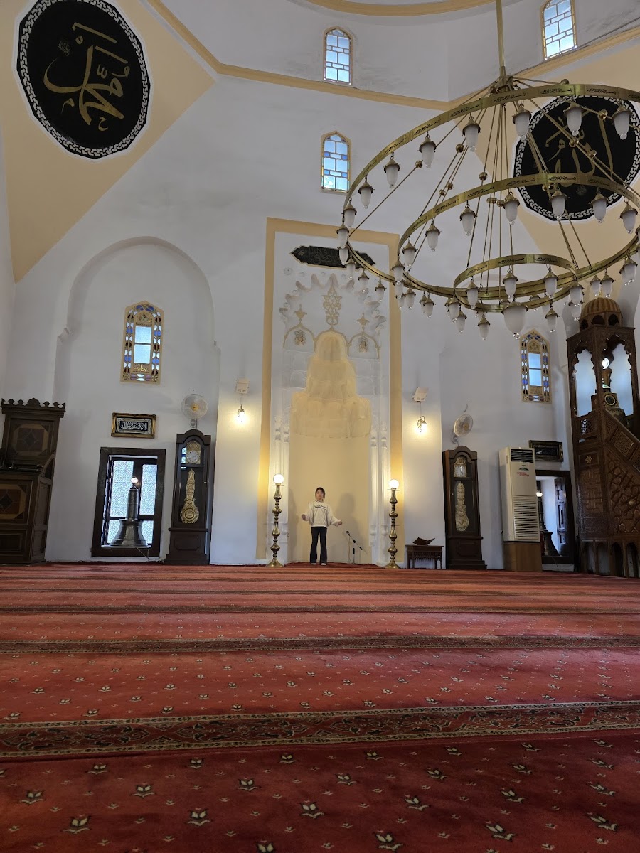 Hatuniye Cami — fotoğraf 2
