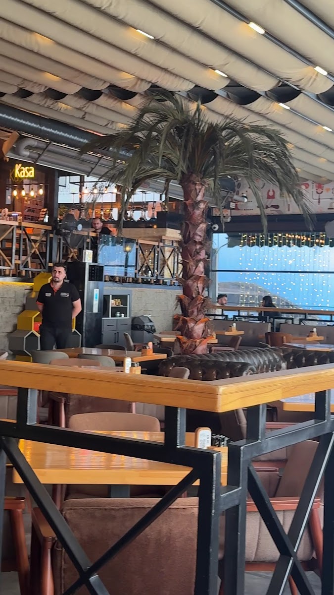 Haura Coffee Lounge — fotoğraf 3