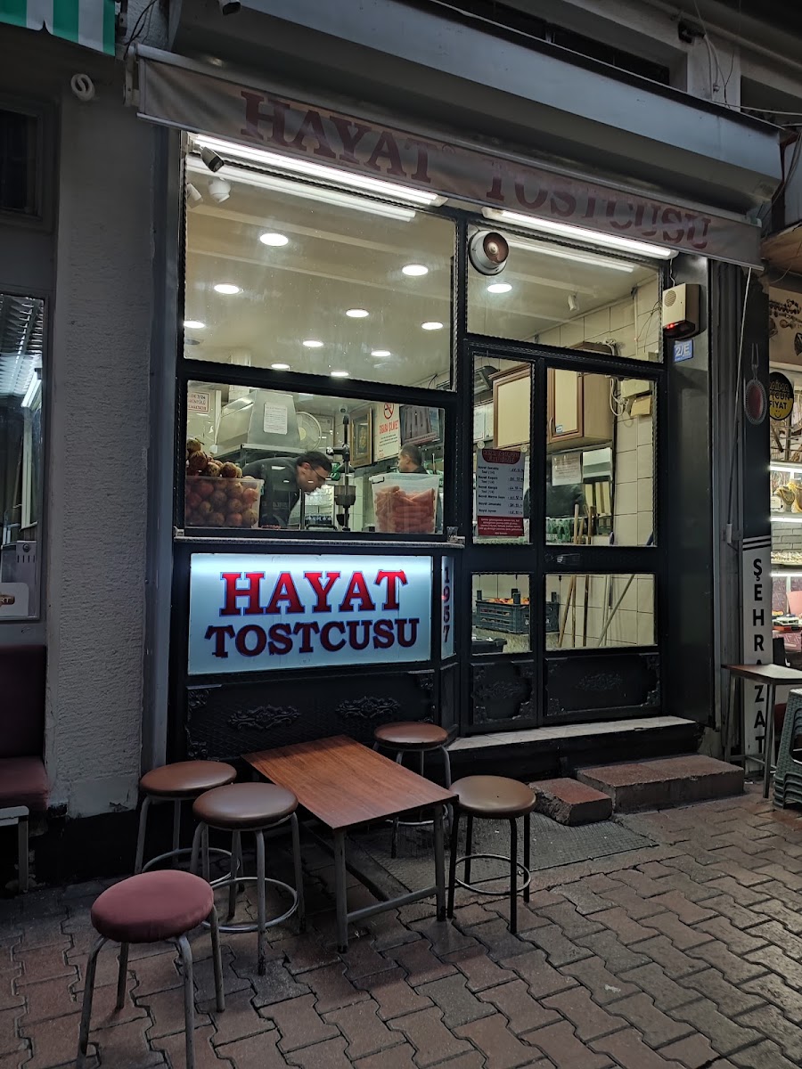 Hayat Tostcusu — photo