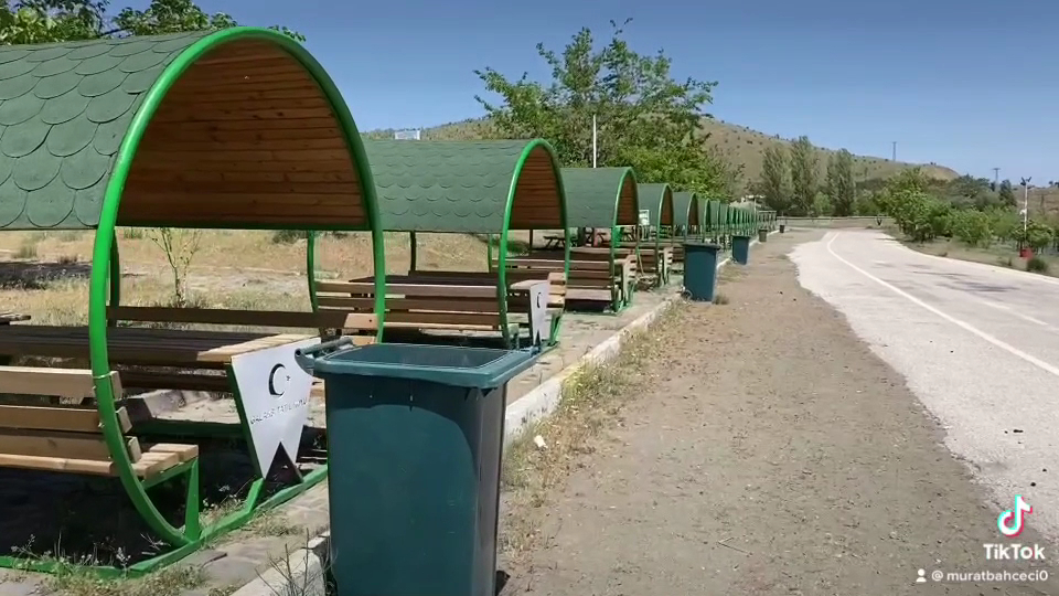 Hazar Gölü Tabiat Parkı Orman Köşk Evleri — fotoğraf 3