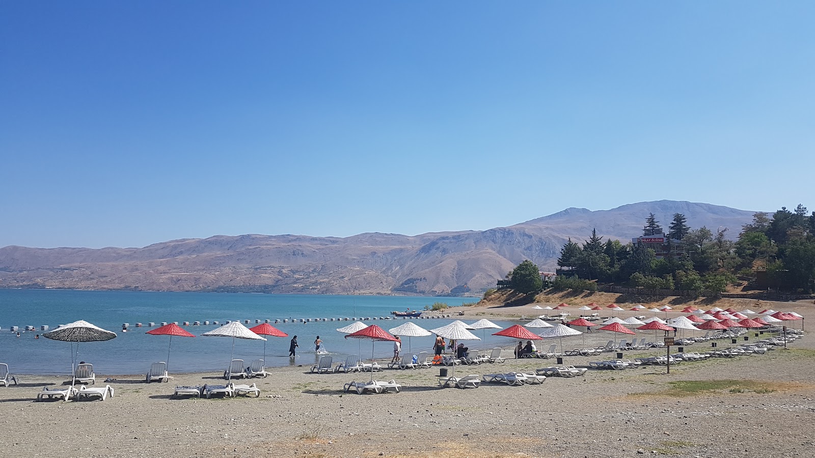 Hazar Gölü Tabiat Parkı — fotoğraf 4