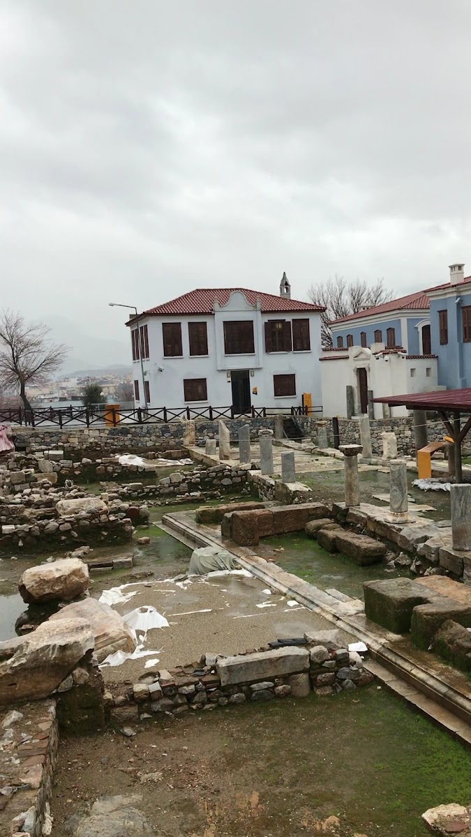 Hekatomnos Anıt Mezarı ve Kutsal Alanı — fotoğraf 2