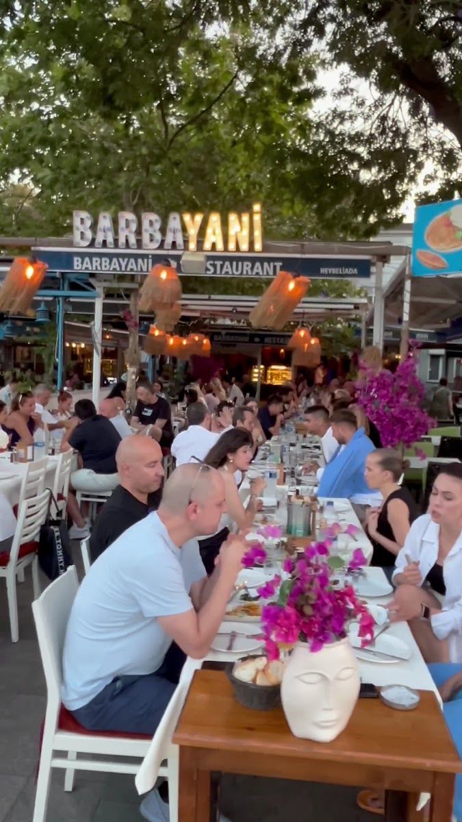 Heybeliada Barbayani Rakı Balık Restaurant — fotoğraf 3