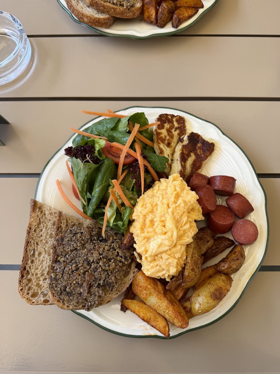 Hide Arnavutkoy — fotoğraf 2