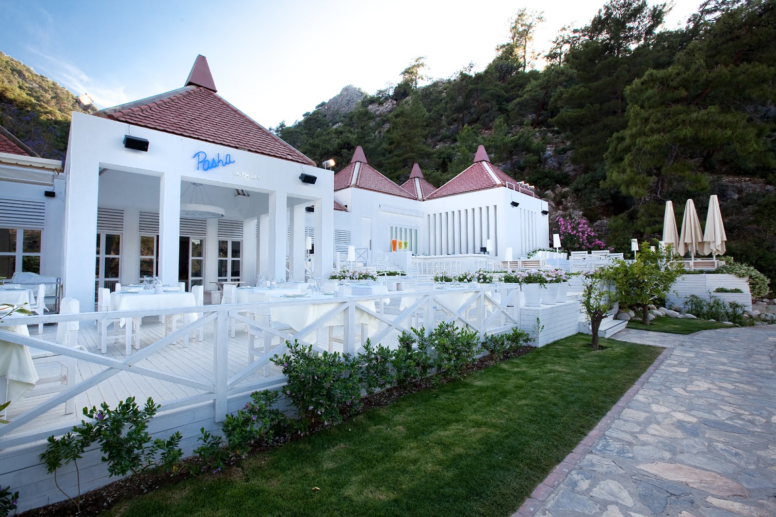 Hillside Beach Club — photo 2