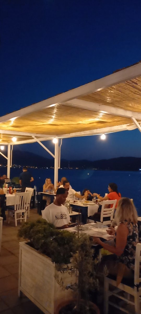 Hilmi Restaurant — fotoğraf 3