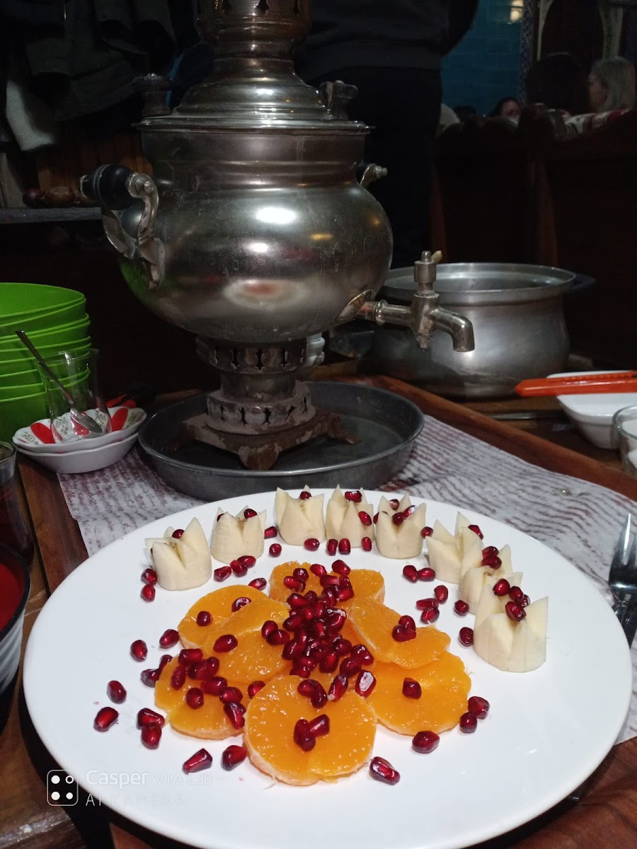 Hisaraltı Çay Bahçesi/ Şark Köşesi — fotoğraf 2