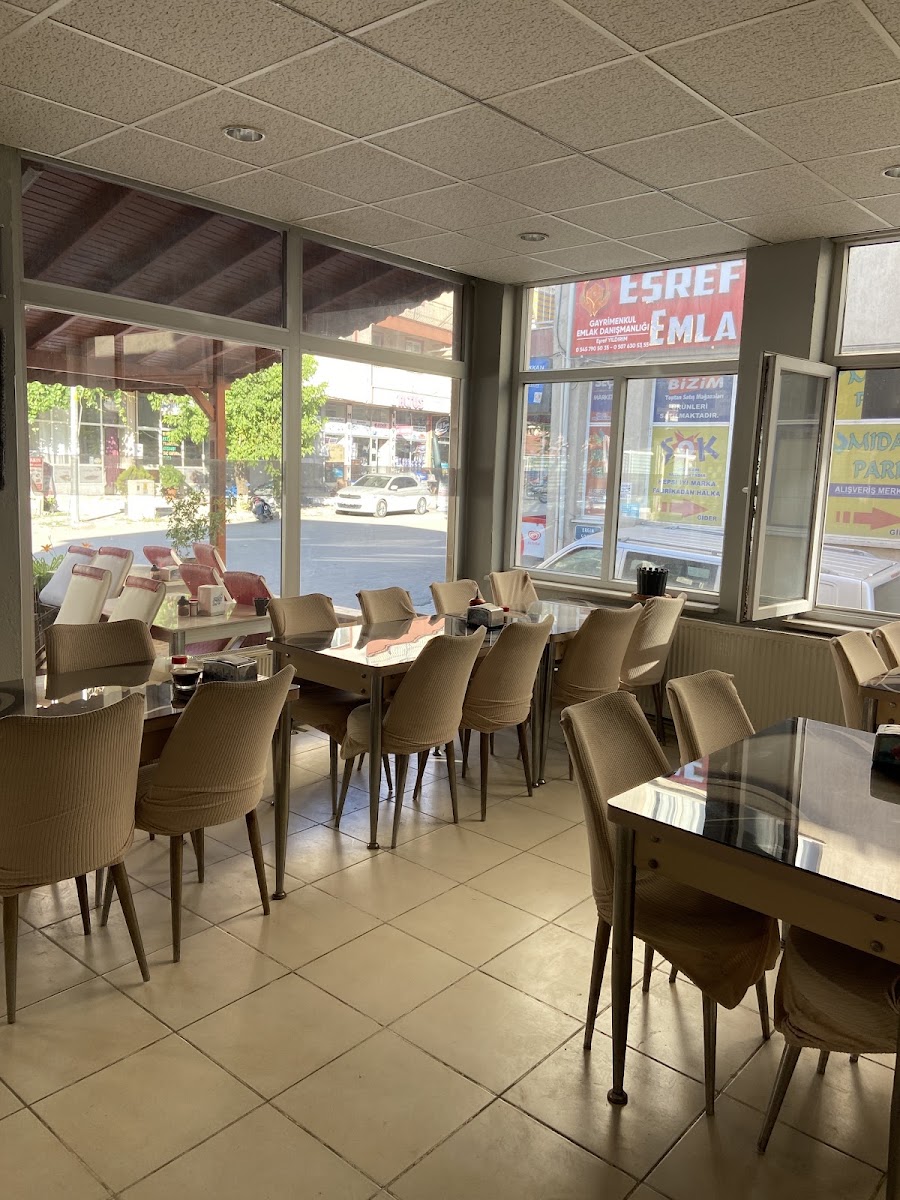 Hocalar Şahin Pide & Kebap Salonu — photo