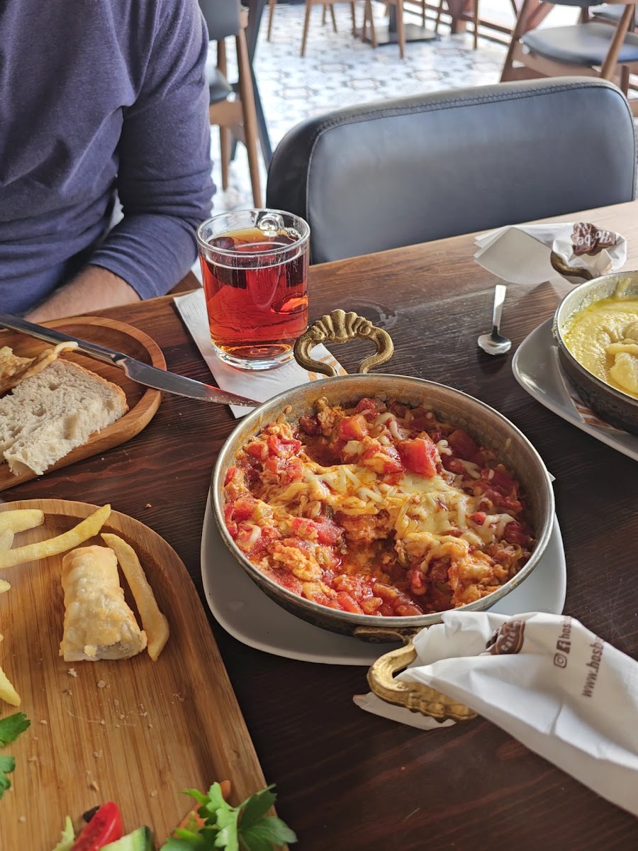 Hoşbeş Cafe & Bistro — photo 3