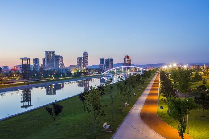 Hüdavendigar Kent Parkı — fotoğraf 1