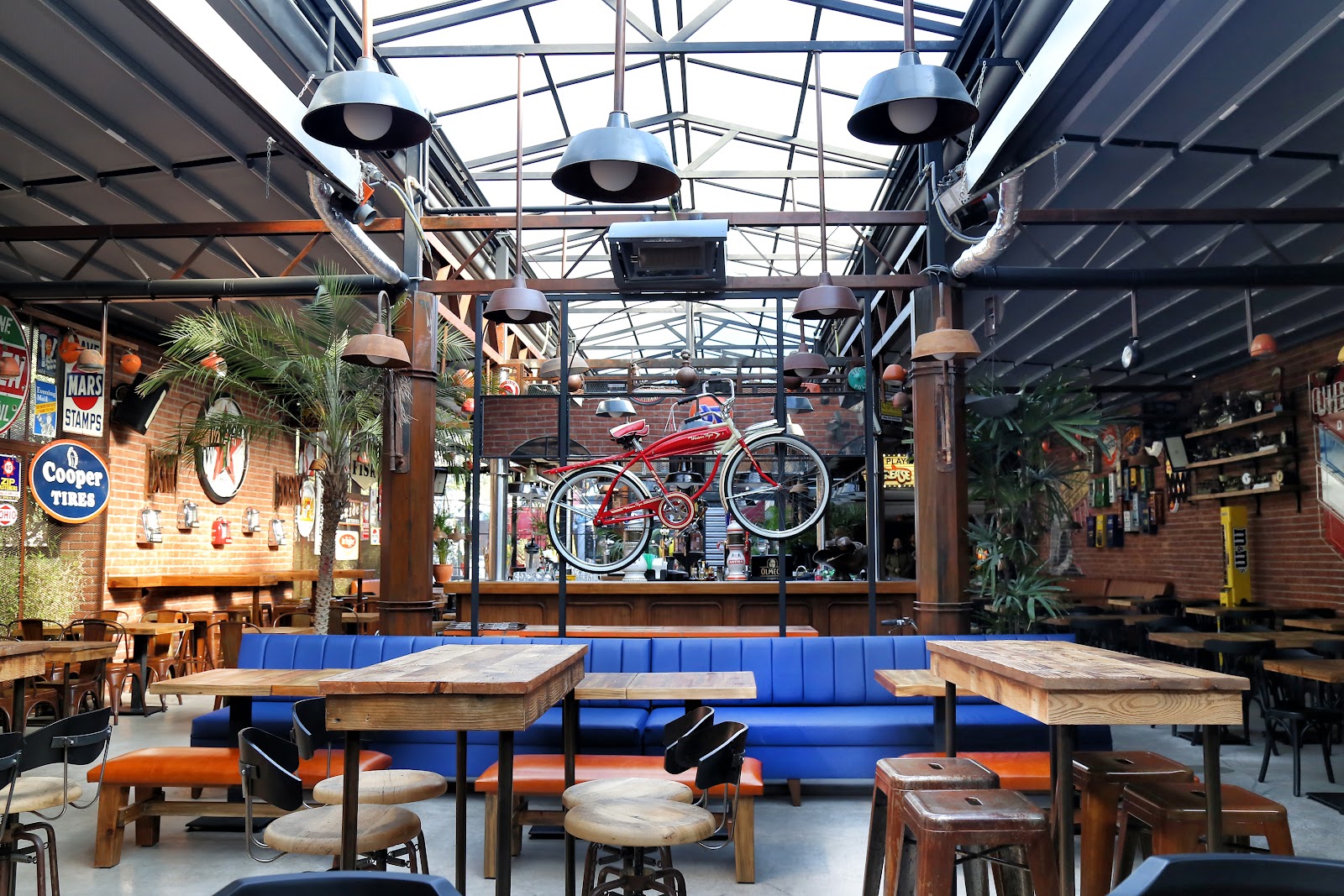 HUNGRY DOG PUB — fotoğraf 1