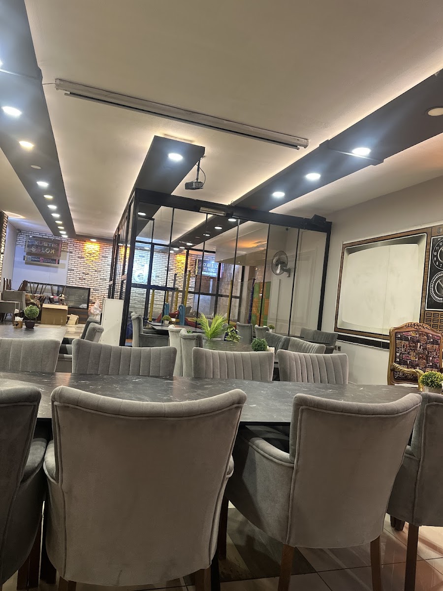 Hurda Cafe & Restaurant — fotoğraf 6