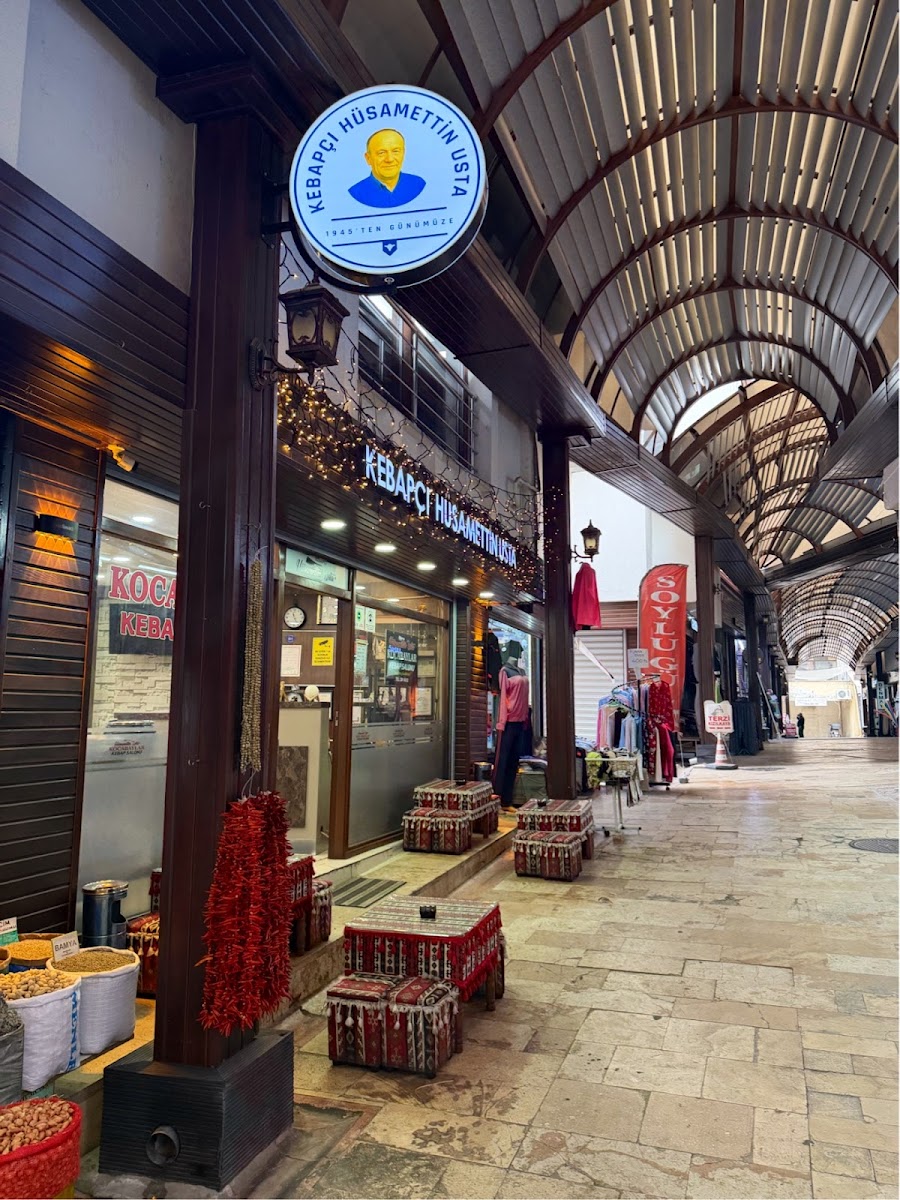 Hüsamettin Usta Kocabaylar Kebap Salonu — fotoğraf