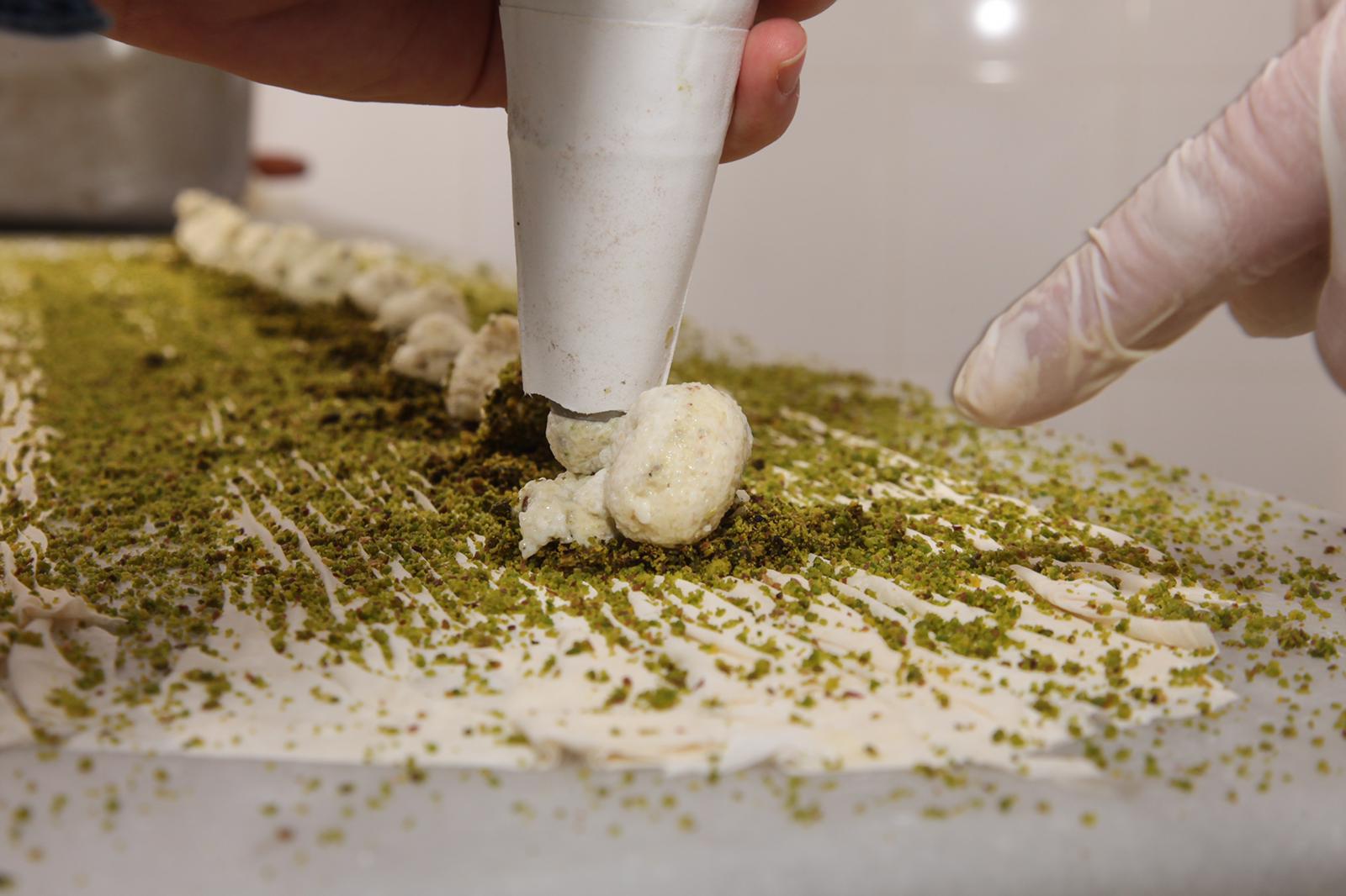 Hüseyinoğlu Baklava- Börek - Ümraniye Baklavacı — photo 5