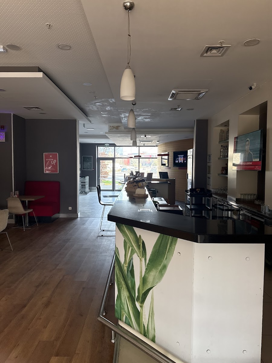 ibis Hotel — fotoğraf 2