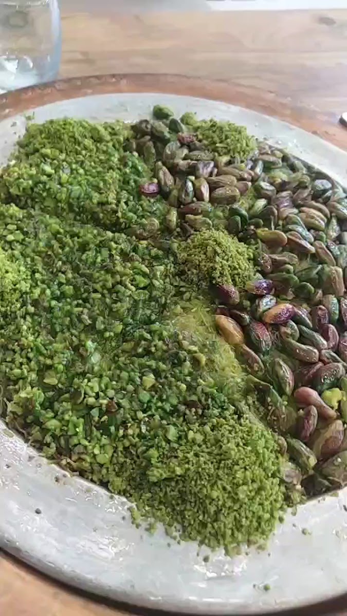 İbrahim Oğulları Künefe - Baklava - Katmer — fotoğraf 3