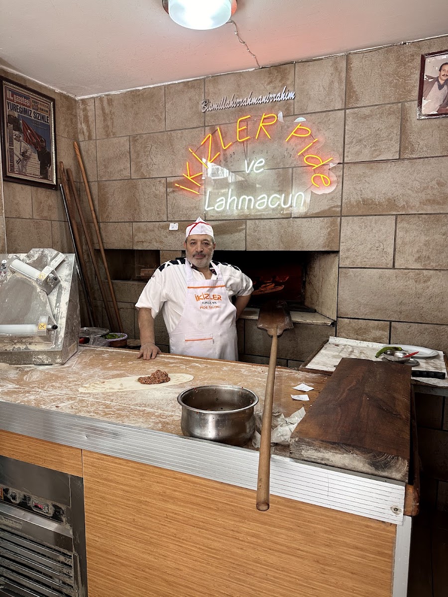 İkizler Pide Salonu — fotoğraf