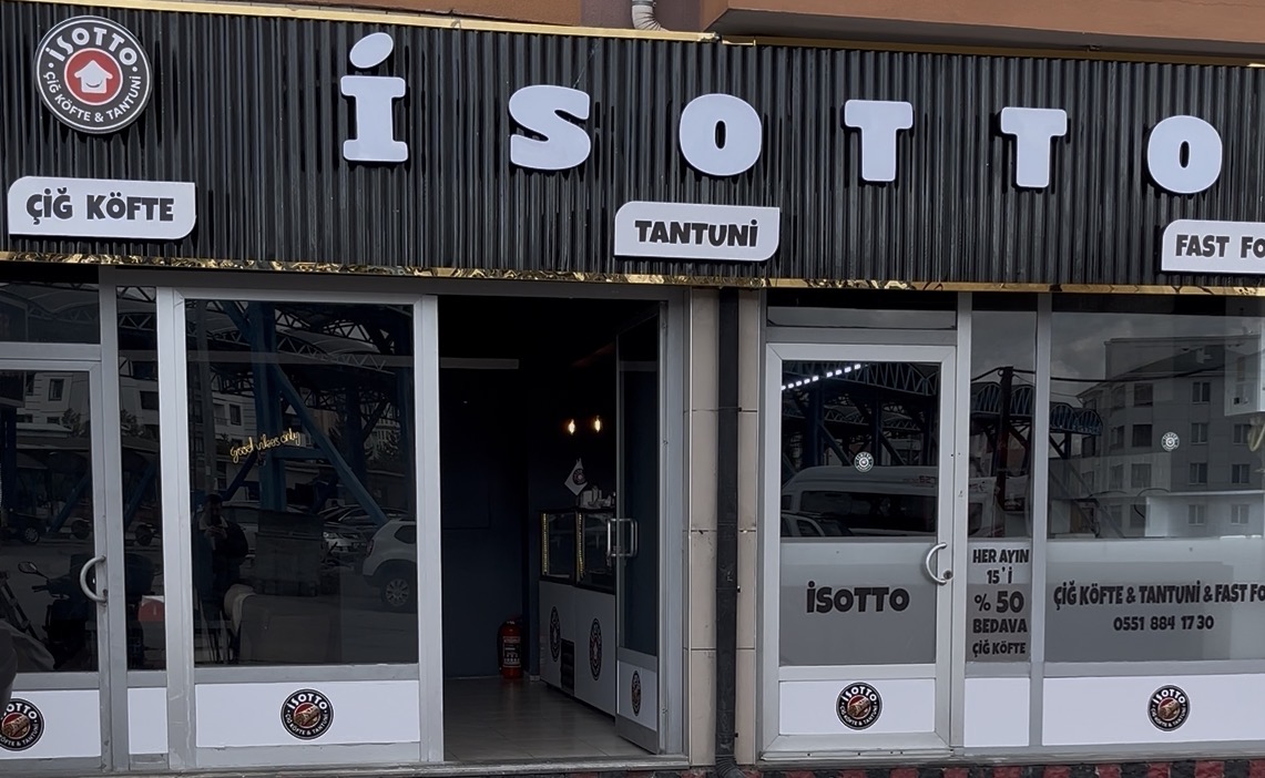 İSOTTO ÇİĞ KÖFTE - TANTUNİ DEVELİ — photo 2