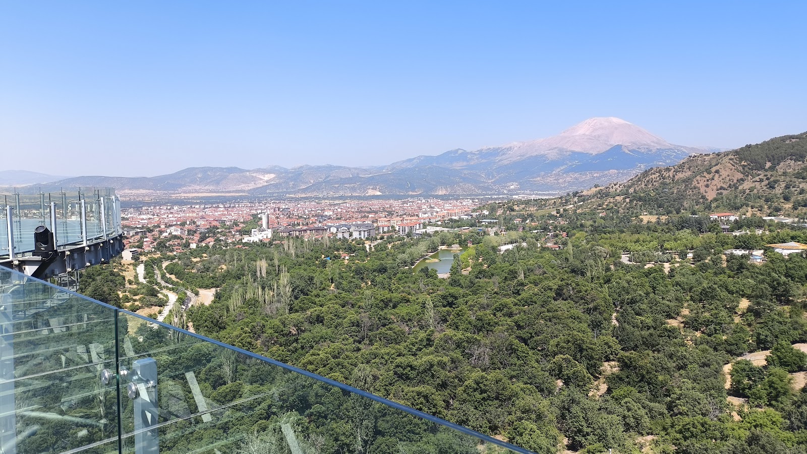 Isparta Cam Seyir Terası — fotoğraf 4