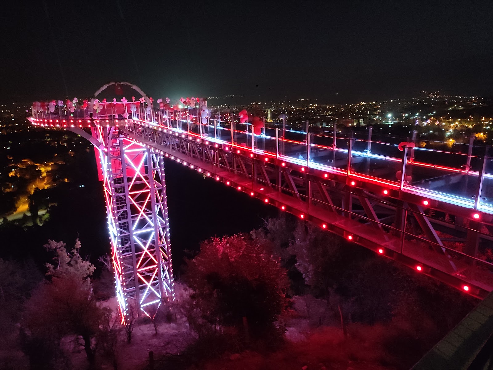 Isparta Cam Seyir Terası — fotoğraf 5
