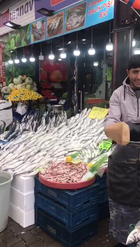 İstanbul balıkçısı balık pişirme evi — fotoğraf 3