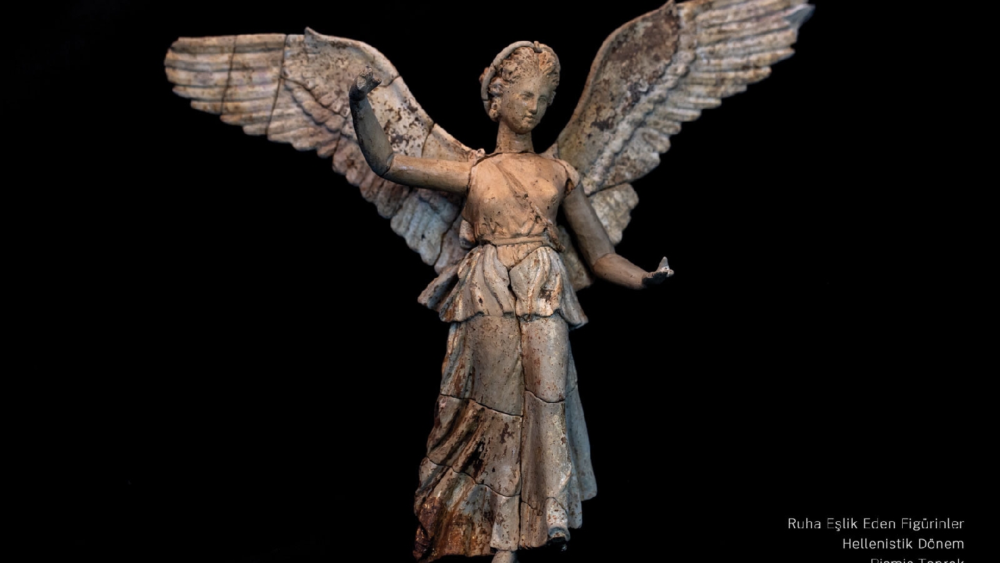 İzmir: Arkeoloji Müzesi, Agora ve Atatürk / Latife Hanım