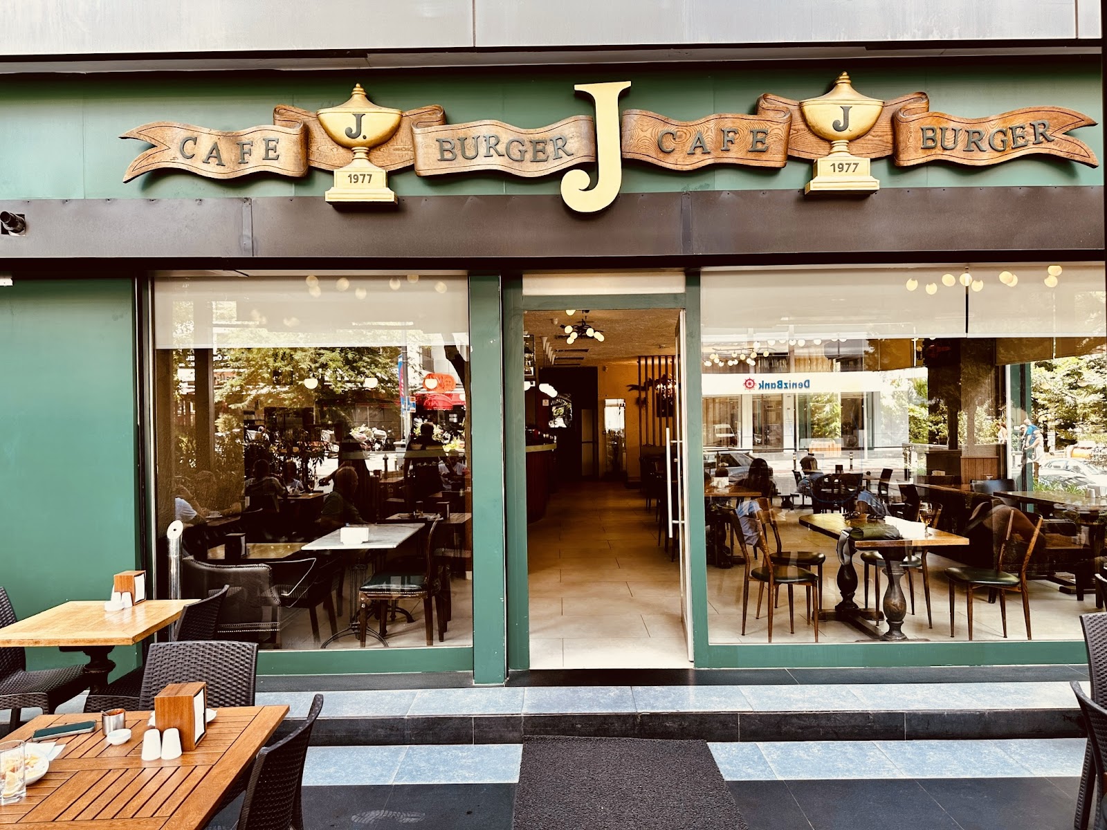 J Burger — photo 2