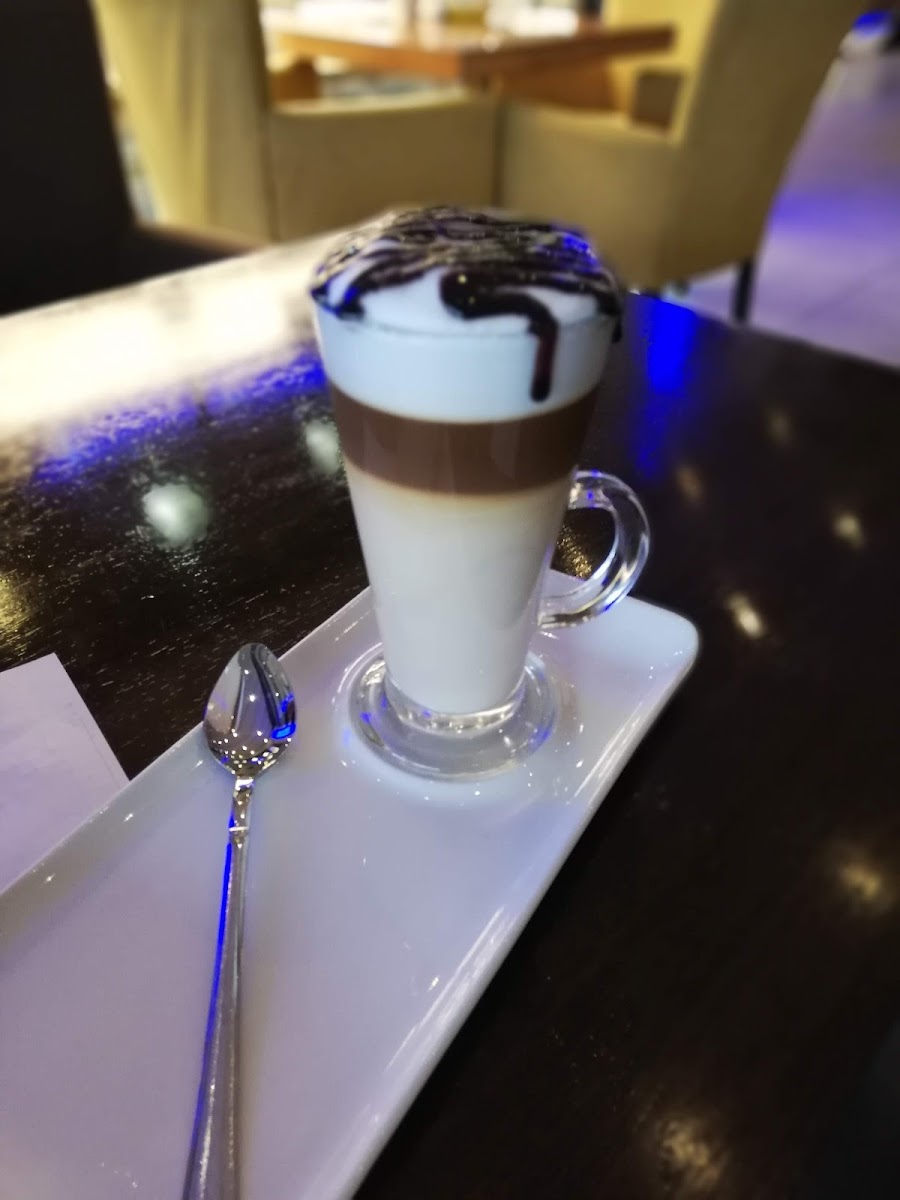 Jim Paul Cafe Bistro — fotoğraf 5