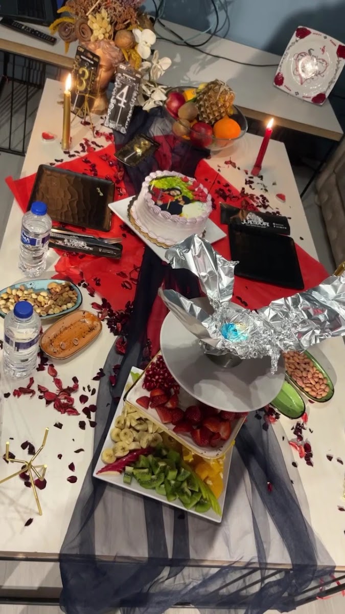Jl PETRA CAFE — fotoğraf 3
